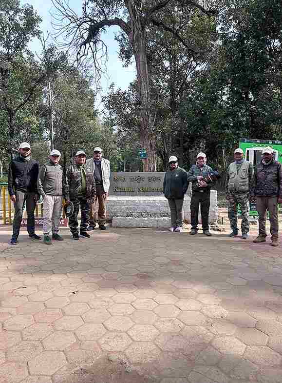 yogesh bhatia with participants in kanha national park